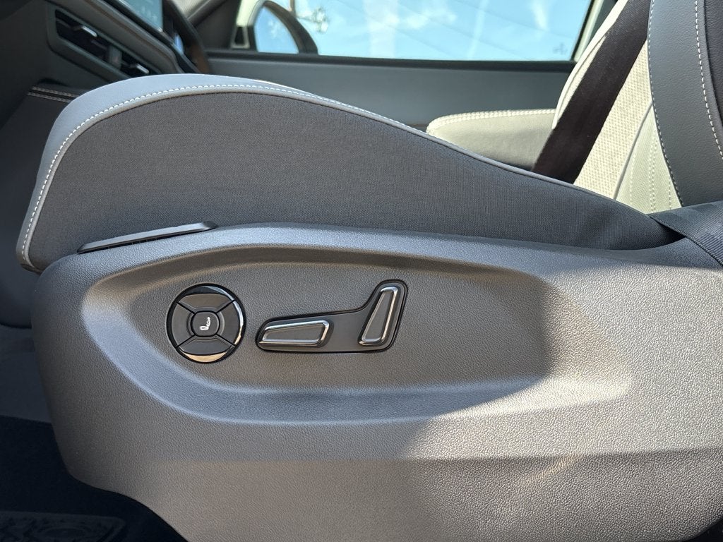 2027 Volkswagen Atlas 2.0T SEL