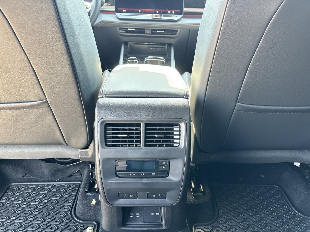 2027 Volkswagen Atlas 2.0T SEL