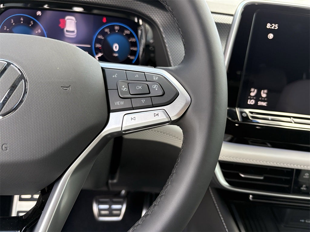 2026 Volkswagen Atlas Cross Sport 2.0T SEL Premium R-Line