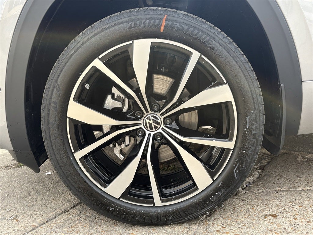 2026 Volkswagen Atlas Cross Sport 2.0T SEL Premium R-Line