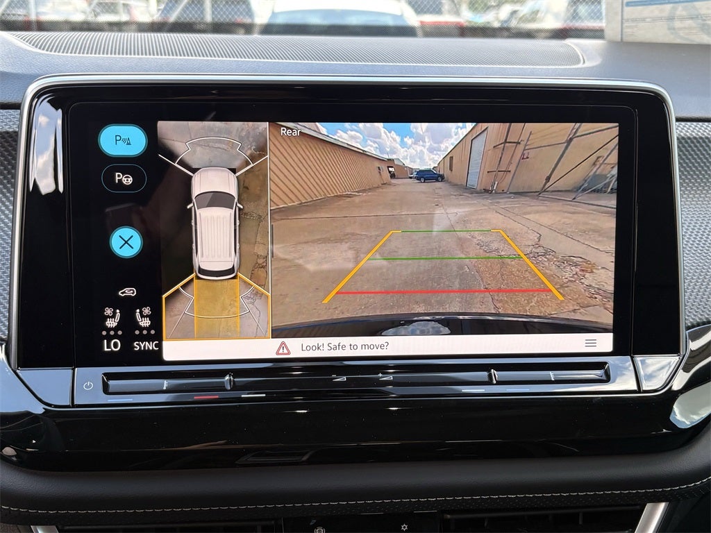 2026 Volkswagen Atlas Cross Sport 2.0T SEL Premium R-Line