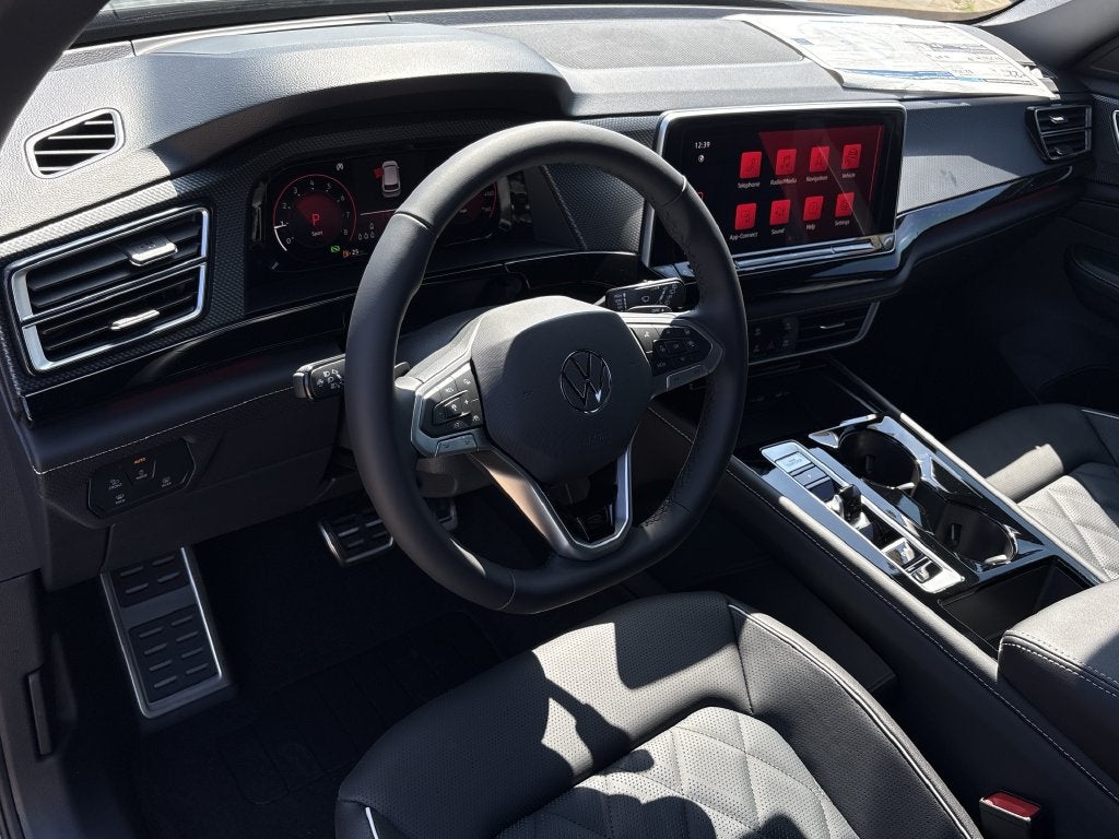 2026 Volkswagen Atlas Cross Sport 2.0T SEL Premium R-Line