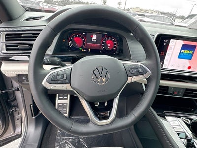 2025 Volkswagen Atlas Cross Sport 2.0T SEL Premium R-Line