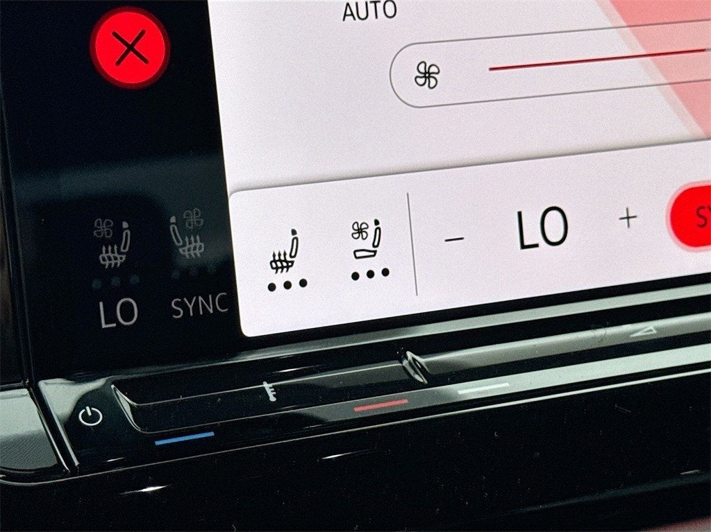 2025 Volkswagen Atlas Cross Sport 2.0T SEL Premium R-Line