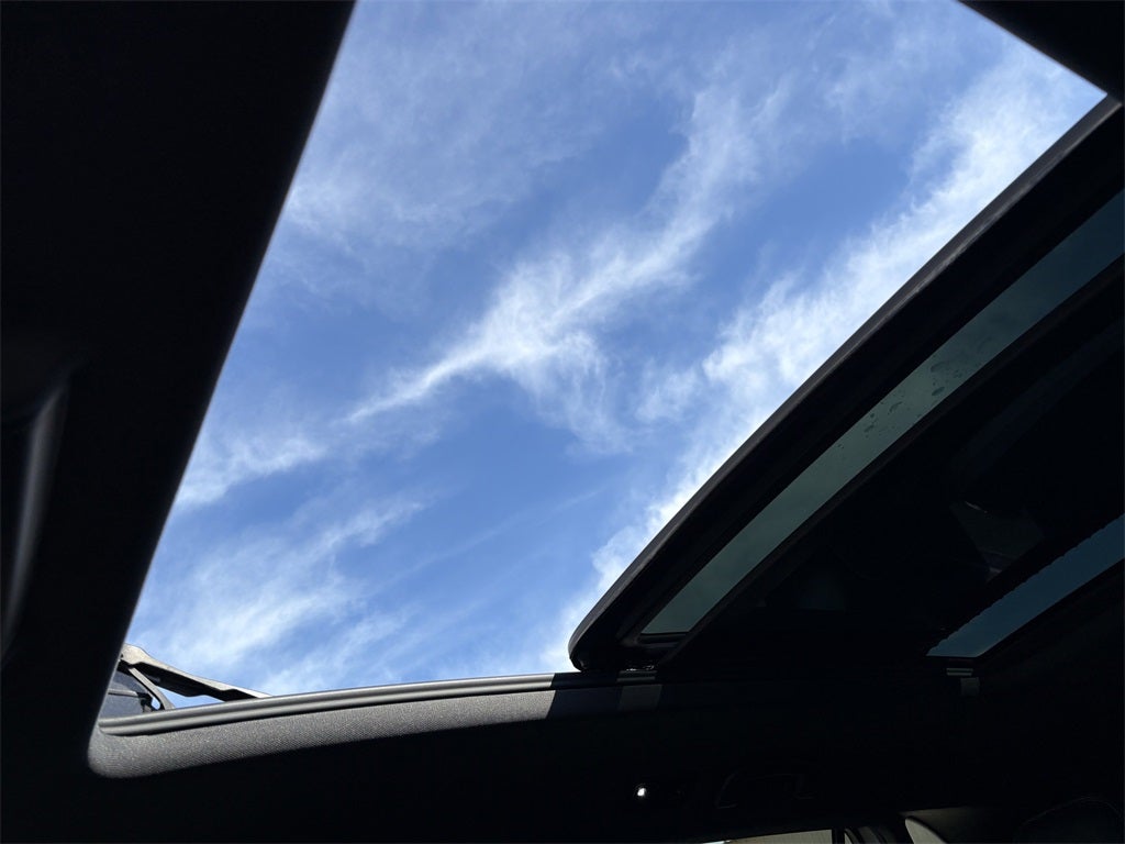 2022 Volkswagen Atlas Cross Sport 3.6L V6 SEL Premium R-Line