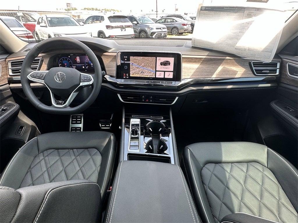 2026 Volkswagen Atlas 2.0T SEL Premium R-Line