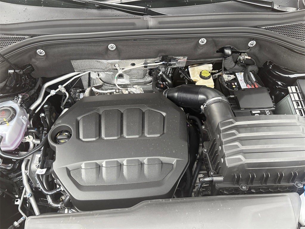 2025 Volkswagen Atlas 2.0T SEL Premium R-Line