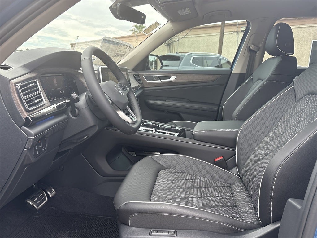 2025 Volkswagen Atlas 2.0T SEL Premium R-Line