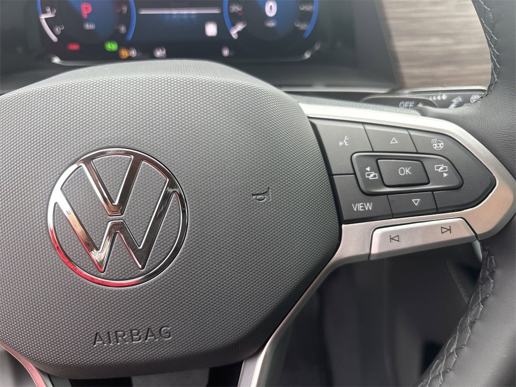 2025 Volkswagen Atlas 2.0T SEL Premium R-Line