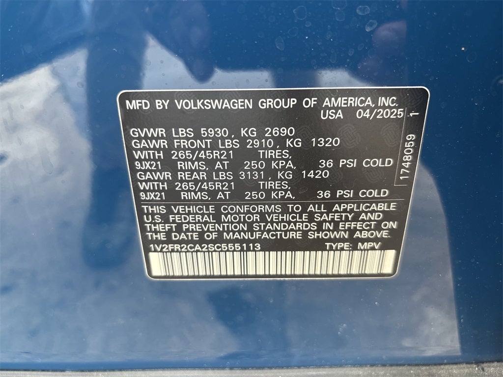 2025 Volkswagen Atlas 2.0T SEL Premium R-Line