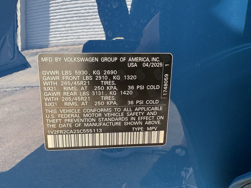 2025 Volkswagen Atlas 2.0T SEL Premium R-Line