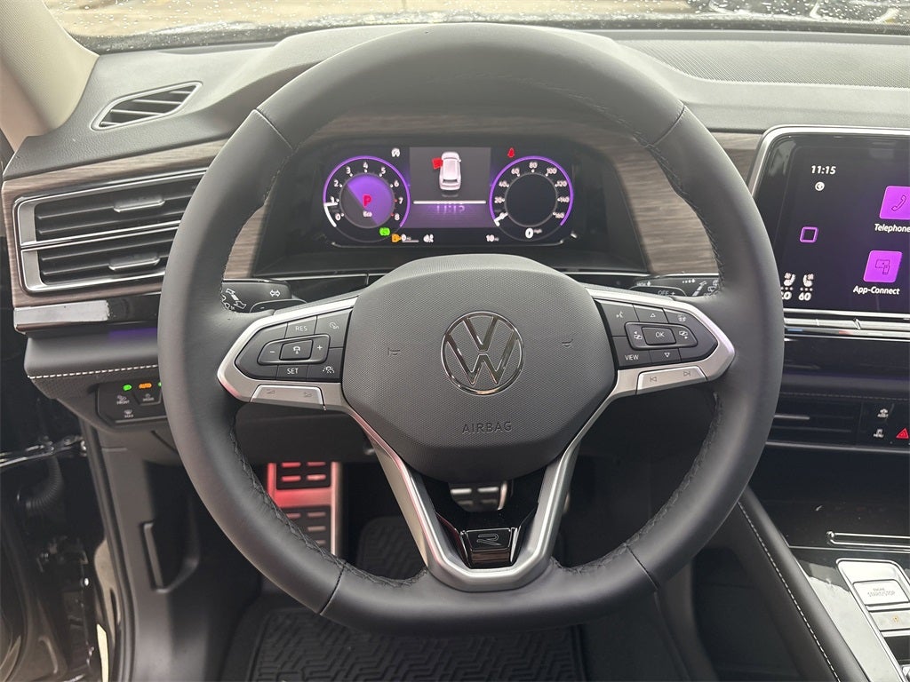 2025 Volkswagen Atlas 2.0T SEL Premium R-Line