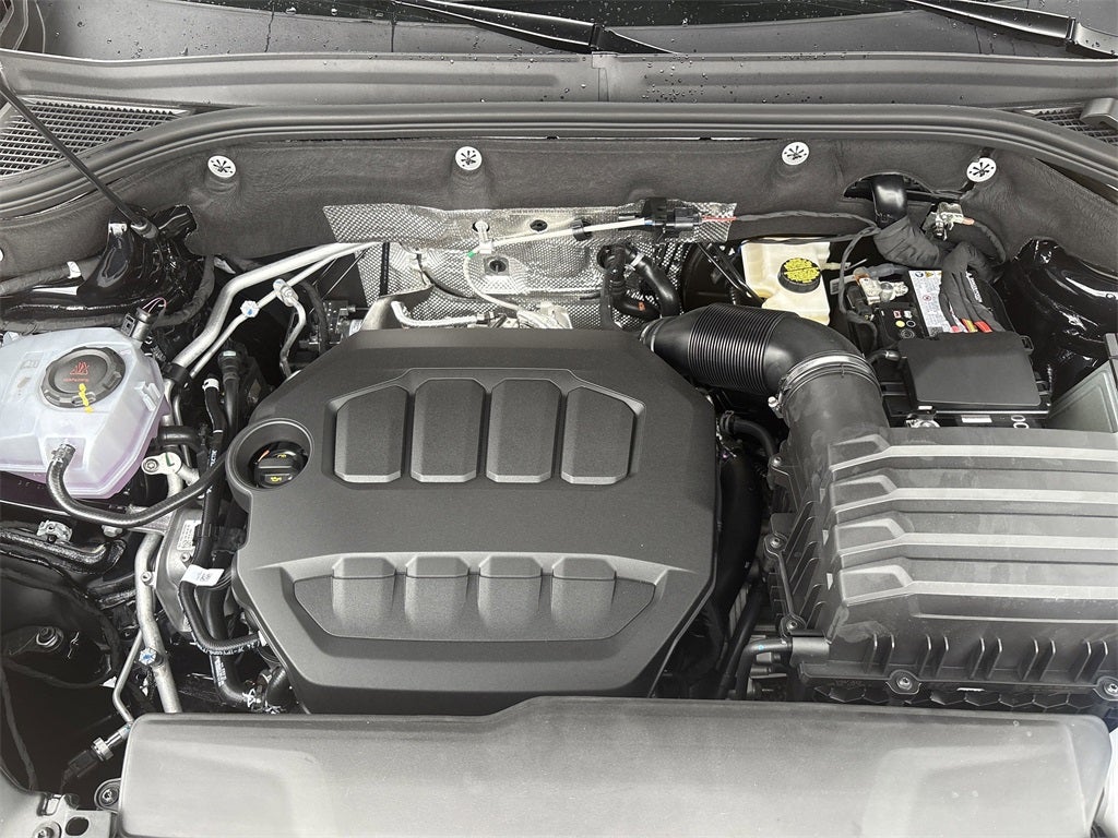 2025 Volkswagen Atlas 2.0T SEL Premium R-Line