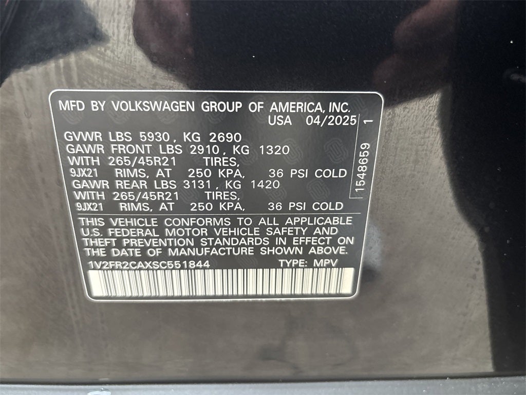 2025 Volkswagen Atlas 2.0T SEL Premium R-Line