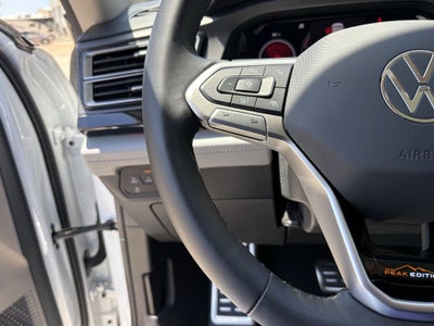 2024 Volkswagen Atlas 2.0T Peak Edition SEL