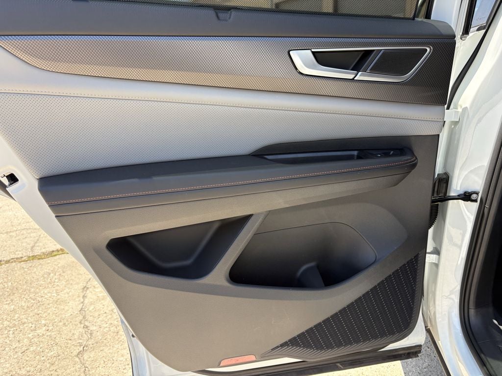 2024 Volkswagen Atlas 2.0T Peak Edition SEL