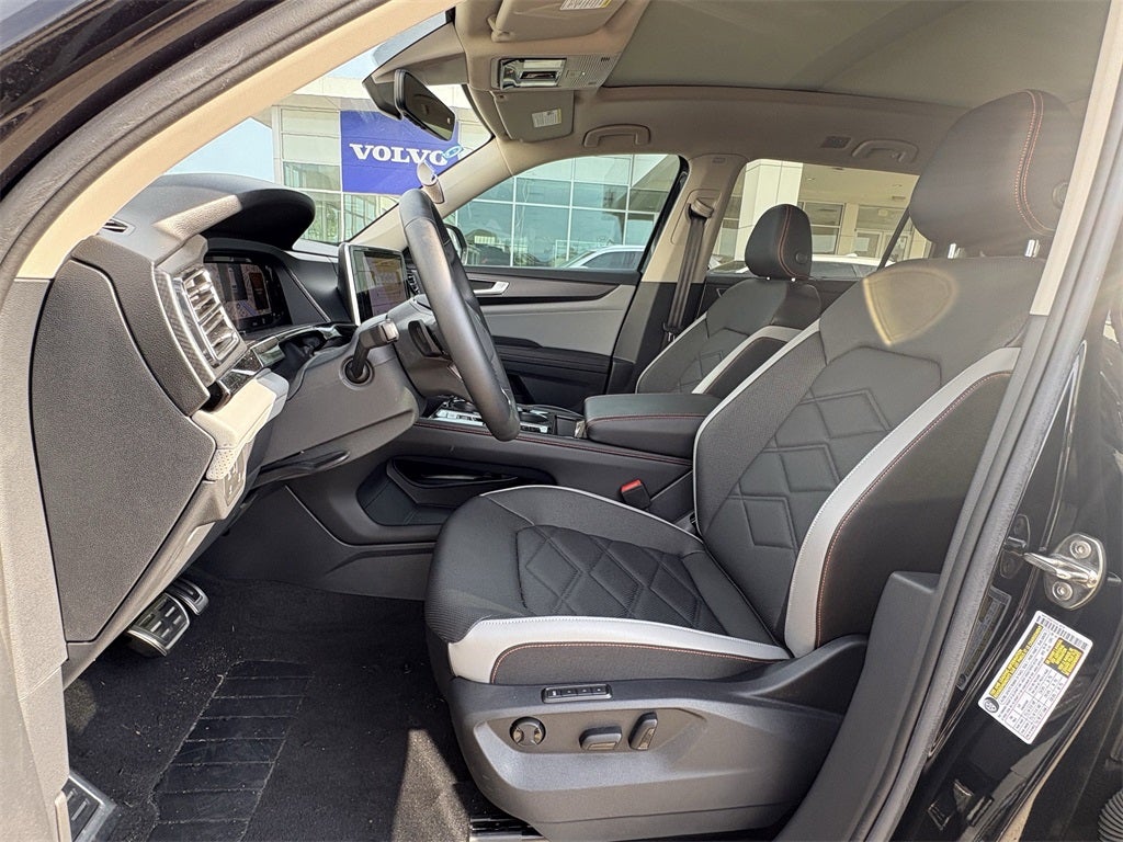 2024 Volkswagen Atlas 2.0T Peak Edition SEL