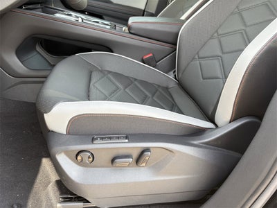 2024 Volkswagen Atlas 2.0T Peak Edition SEL