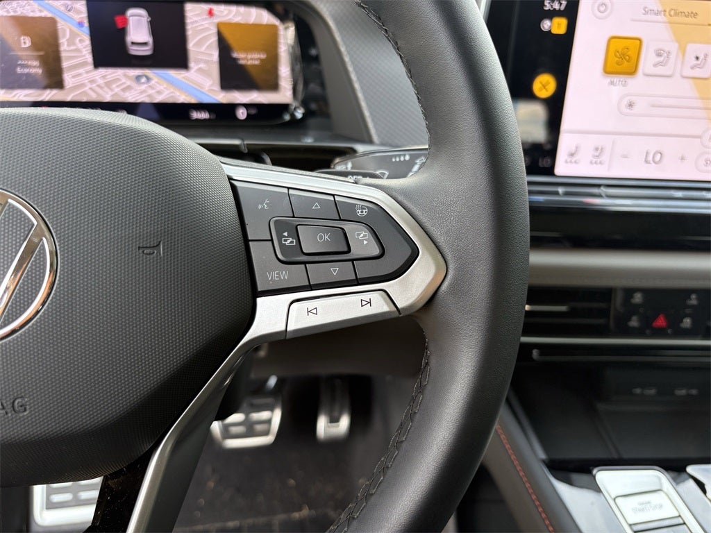 2024 Volkswagen Atlas 2.0T Peak Edition SEL