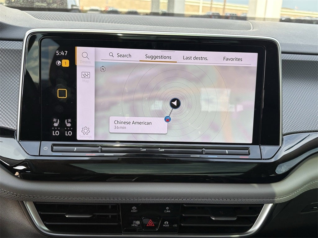 2024 Volkswagen Atlas 2.0T Peak Edition SEL