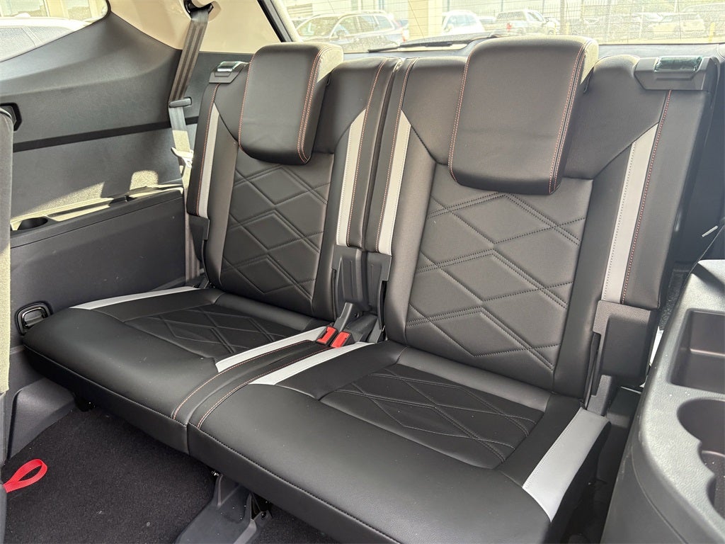 2024 Volkswagen Atlas 2.0T Peak Edition SEL