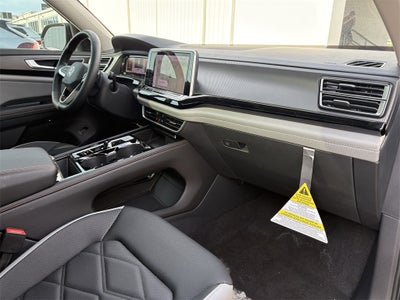 2024 Volkswagen Atlas 2.0T Peak Edition SEL