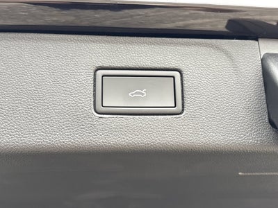 2027 Volkswagen Atlas 2.0T SE w/ Technology