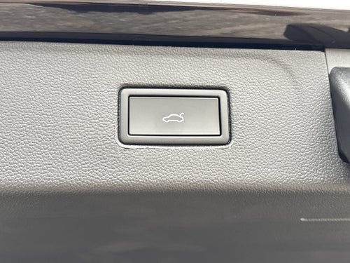 2027 Volkswagen Atlas 2.0T SE w/ Technology