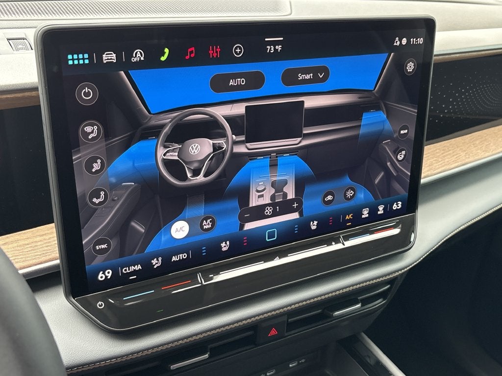 2027 Volkswagen Atlas SE w/Technology