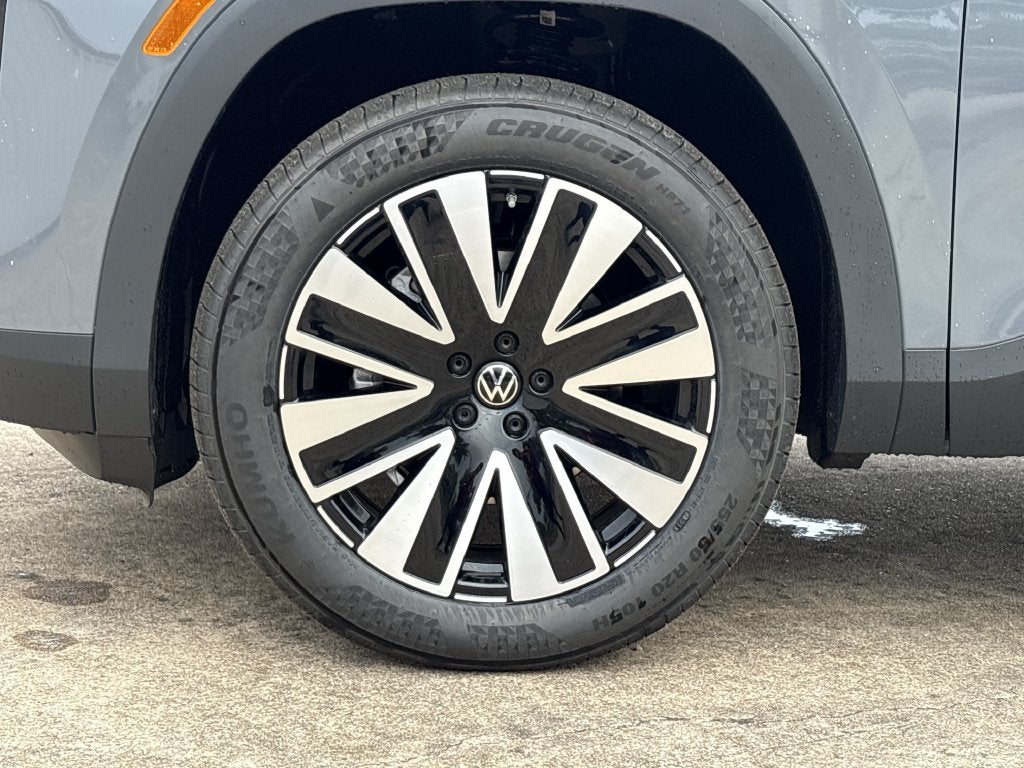 2027 Volkswagen Atlas SE w/Technology