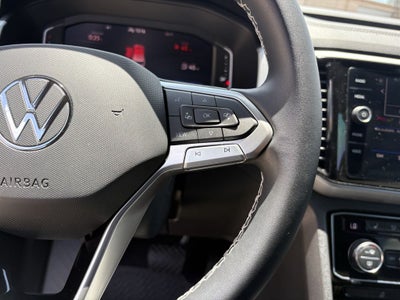 2023 Volkswagen Atlas Cross Sport 2.0T SE w/Technology