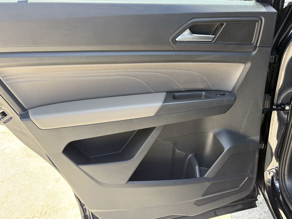 2023 Volkswagen Atlas Cross Sport 2.0T SE w/Technology