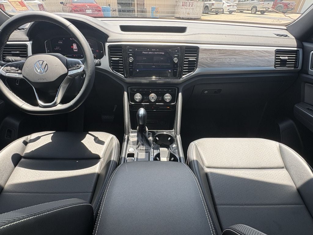 2023 Volkswagen Atlas Cross Sport 2.0T SE w/Technology