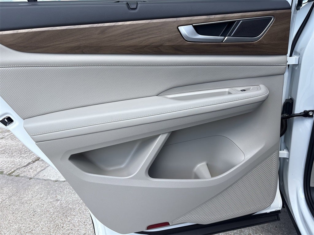 2026 Volkswagen Atlas 2.0T SE w/ Technology