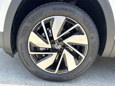 2026 Volkswagen Atlas 2.0T SE w/ Technology