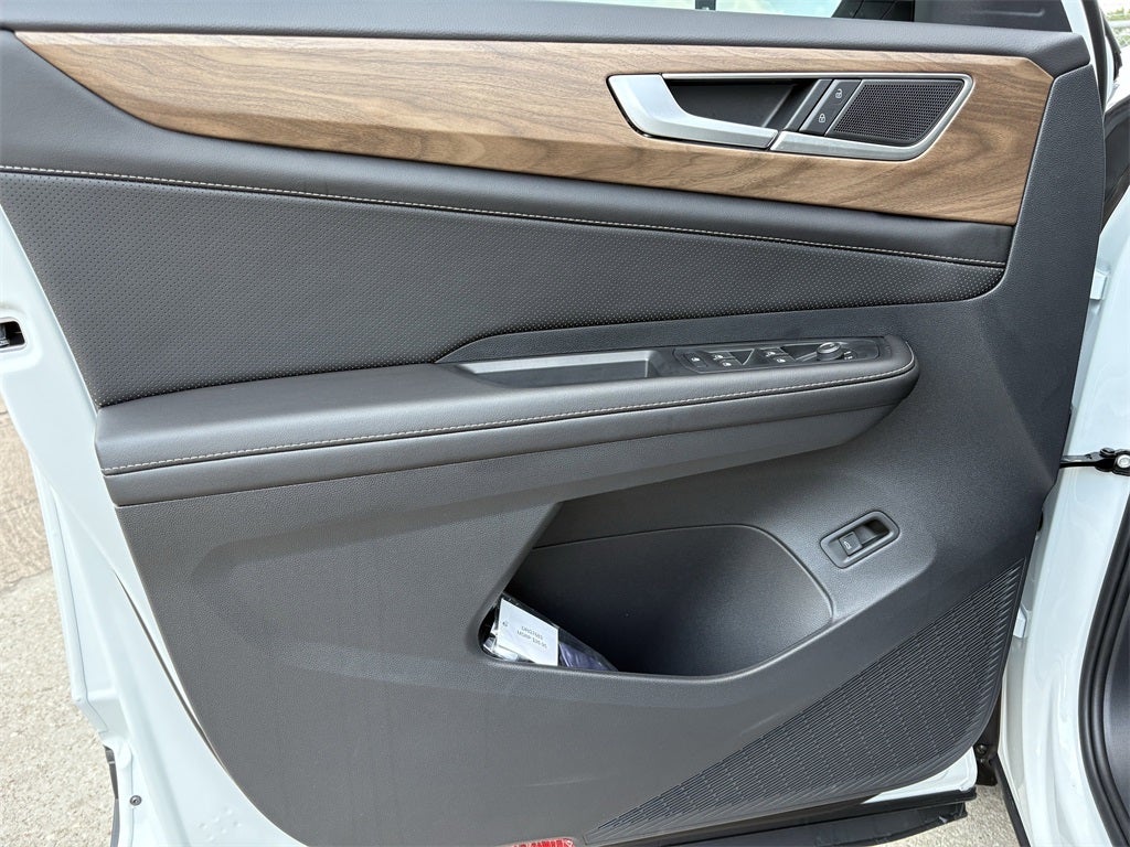 2026 Volkswagen Atlas 2.0T SE w/ Technology