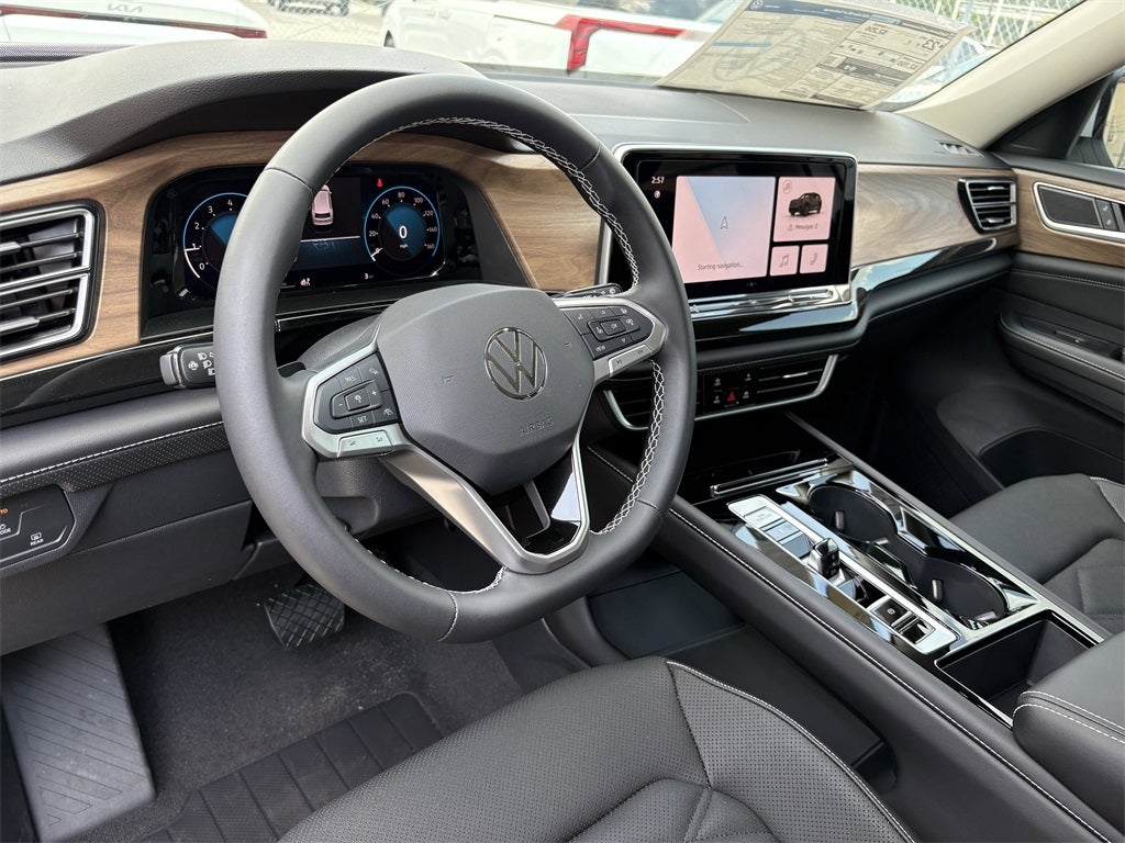 2026 Volkswagen Atlas 2.0T SE w/ Technology