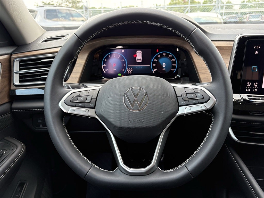 2026 Volkswagen Atlas 2.0T SE w/ Technology