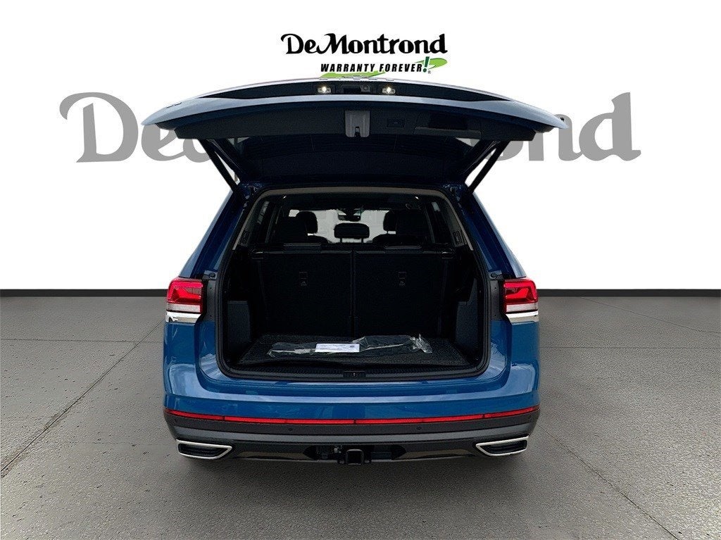 2025 Volkswagen Atlas 2.0T SE w/ Technology