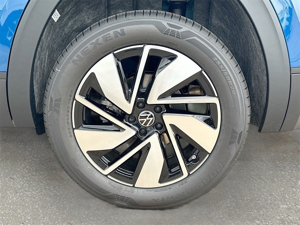 2025 Volkswagen Atlas 2.0T SE w/ Technology