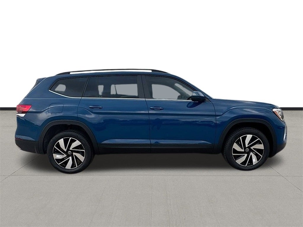 2025 Volkswagen Atlas 2.0T SE w/ Technology