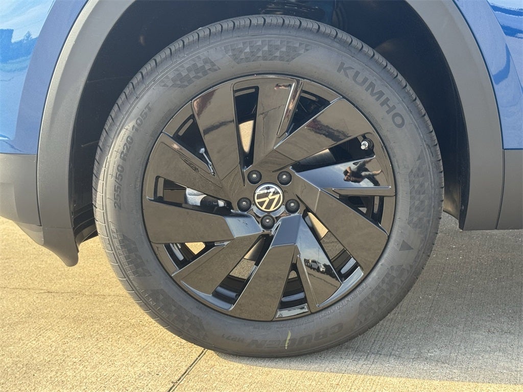 2025 Volkswagen Atlas 2.0T SE w/ Technology