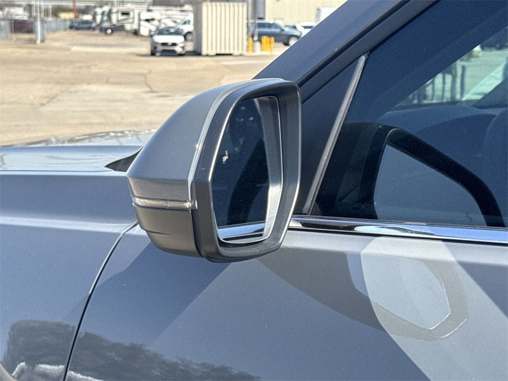 2025 Volkswagen Atlas 2.0T SE w/ Technology