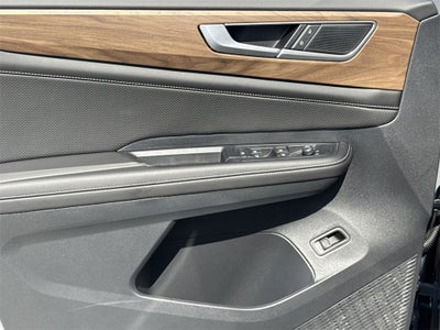 2025 Volkswagen Atlas 2.0T SE w/ Technology