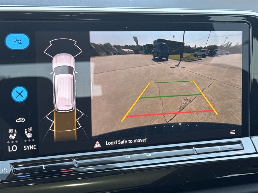 2025 Volkswagen Atlas 2.0T SE w/ Technology