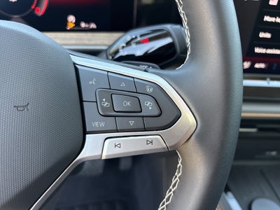 2027 Volkswagen Atlas SE w/Technology