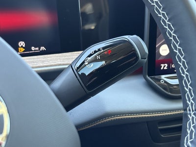 2027 Volkswagen Atlas SE w/Technology