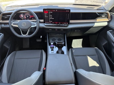 2027 Volkswagen Atlas SE w/Technology