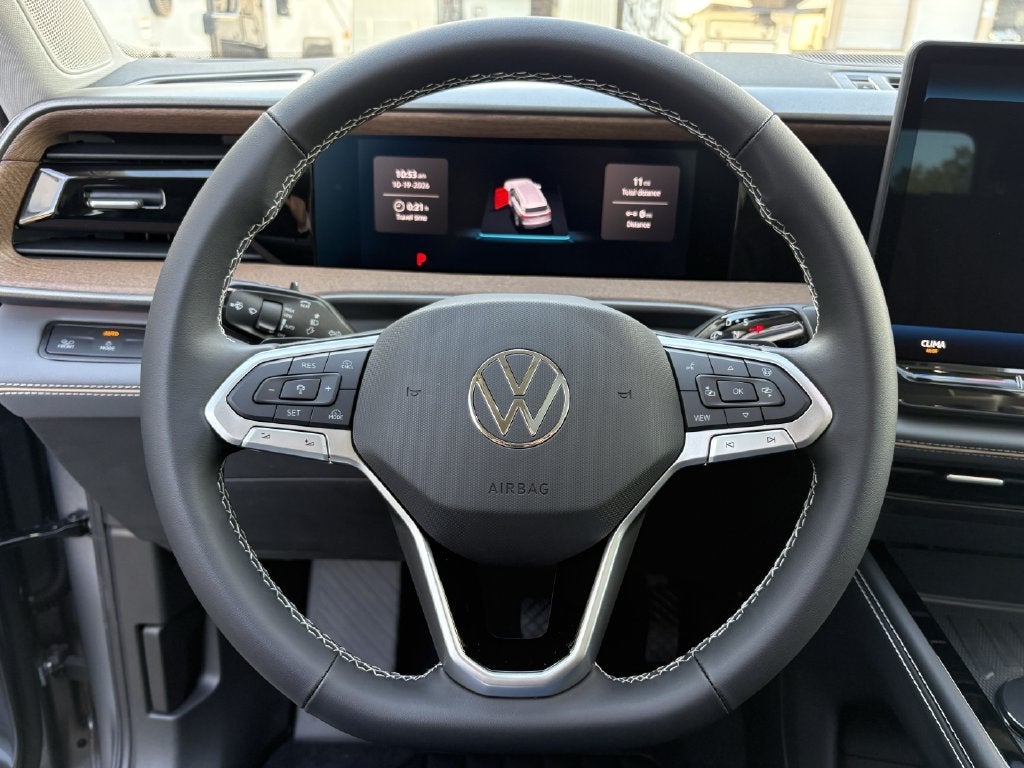 2027 Volkswagen Atlas SE w/Technology