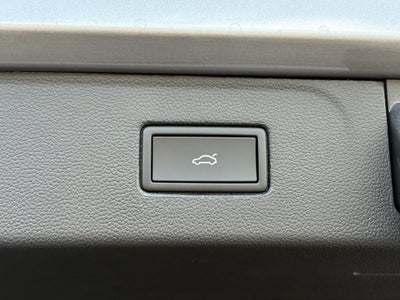 2027 Volkswagen Atlas SE w/Technology